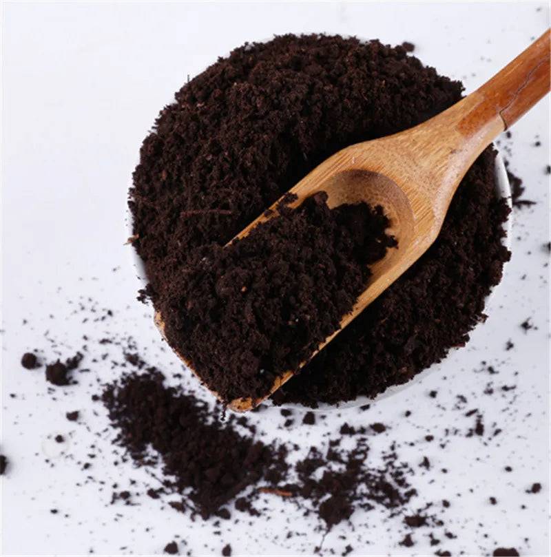 10g de Solo Rico em Nutrientes NPK - Fertilizante para Plantas - Verde Jardim 