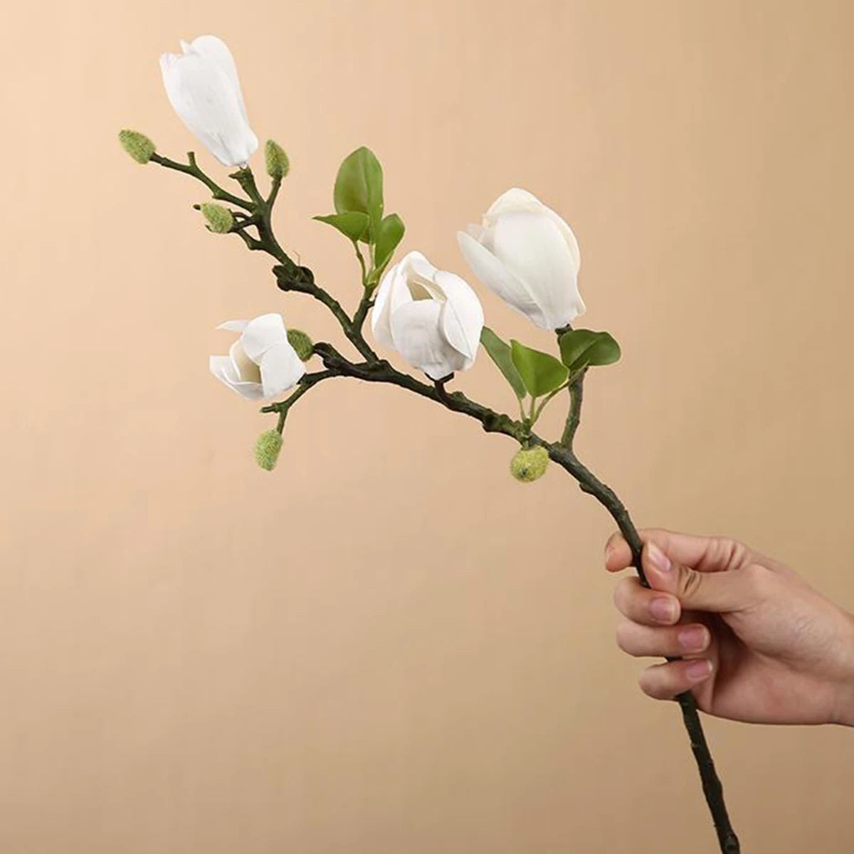Buquê de Magnólia Artificial em Seda 45cm – Verde Jardim | Decoração para Casamento, Aniversário e Home Decor