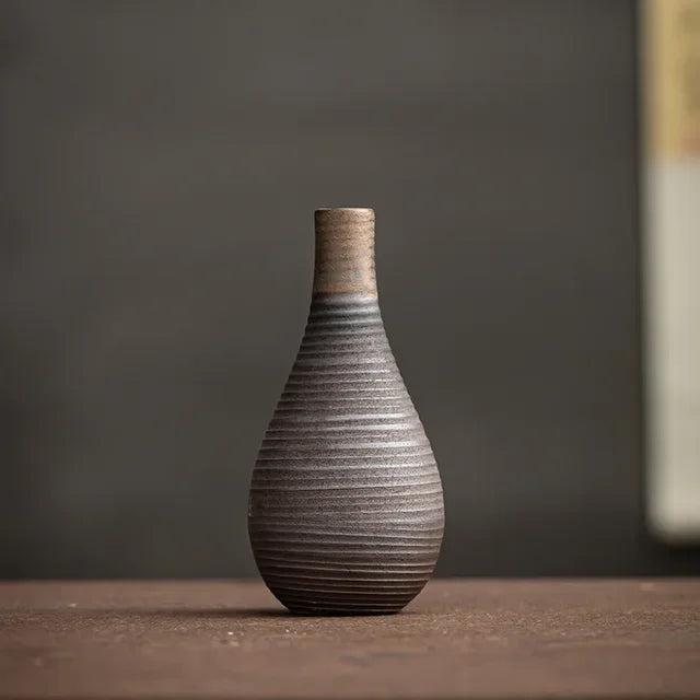 Vaso de Cerâmica Feito à Mão - Artesanal e Sofisticado | Jardim Verde