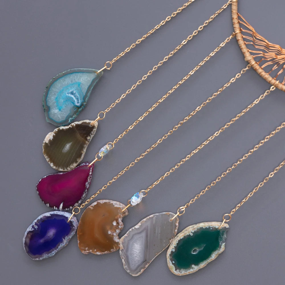 Apanhador de Sonhos com Pedra de Ágata Natural – Decoração Artesanal e Boho com Tema LOVE | Verde Jardim