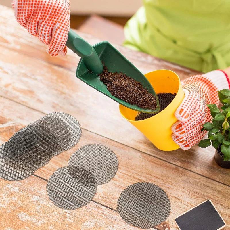 Tapete de Malha Verde Jardim – Proteção para Vasos com Drenagem Eficiente 